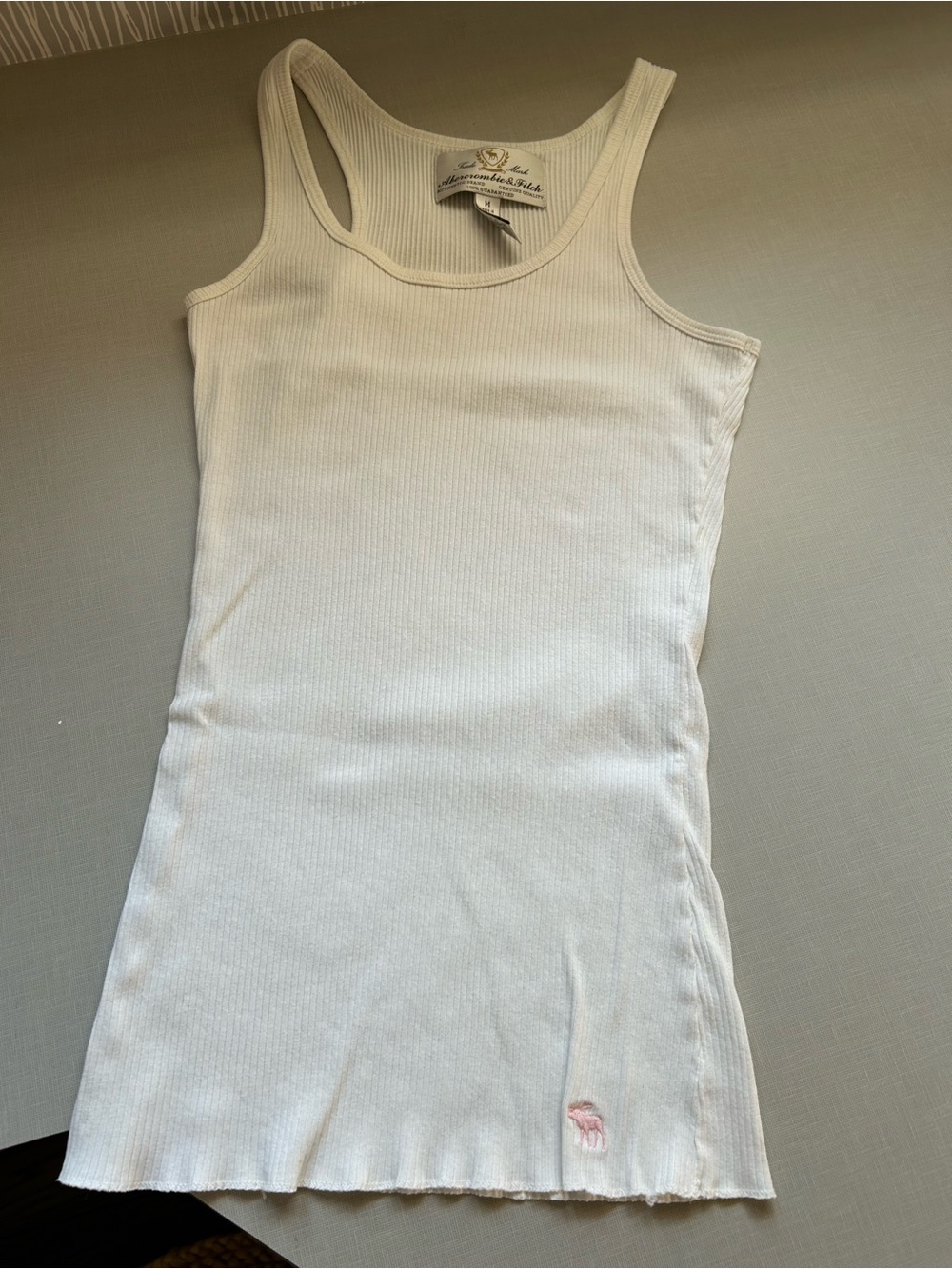 Y2K Vintage RARE Abercrombie & Fitch Cream Ribbed Tank with Pink Nail Accent